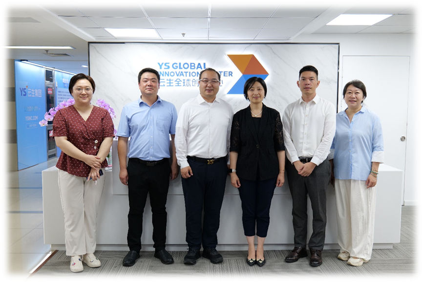 上海市静安区委常委、统战部部长顾定鋆一行莅临韵嘉全球创新中心走访调研